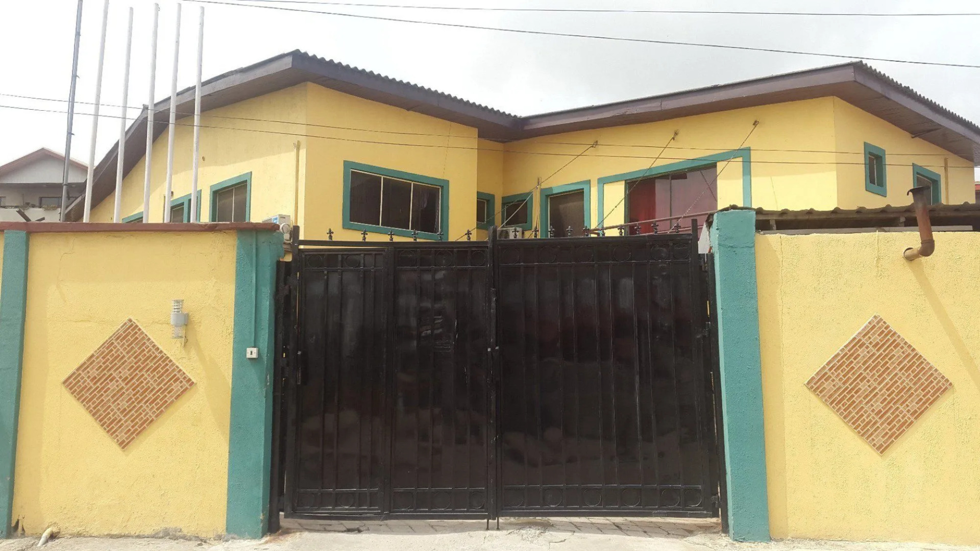 Peerage Retreat and Resort