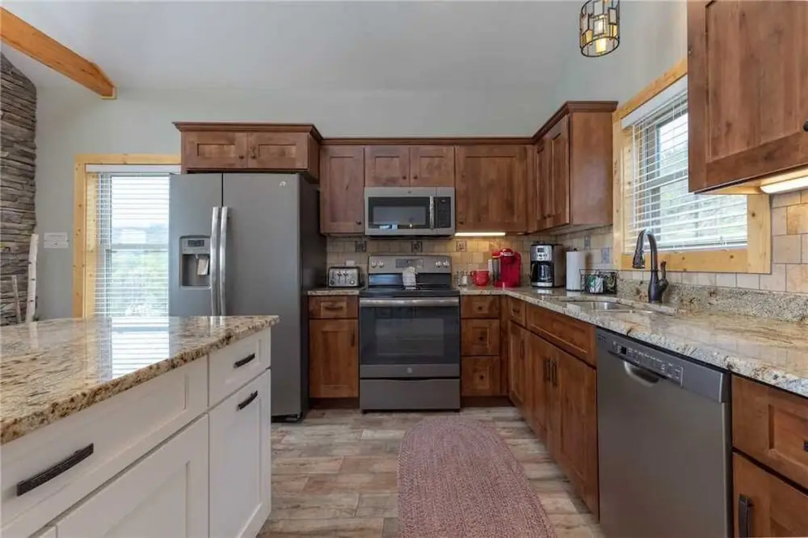 Hello Smokys - Two Bedroom Cabin