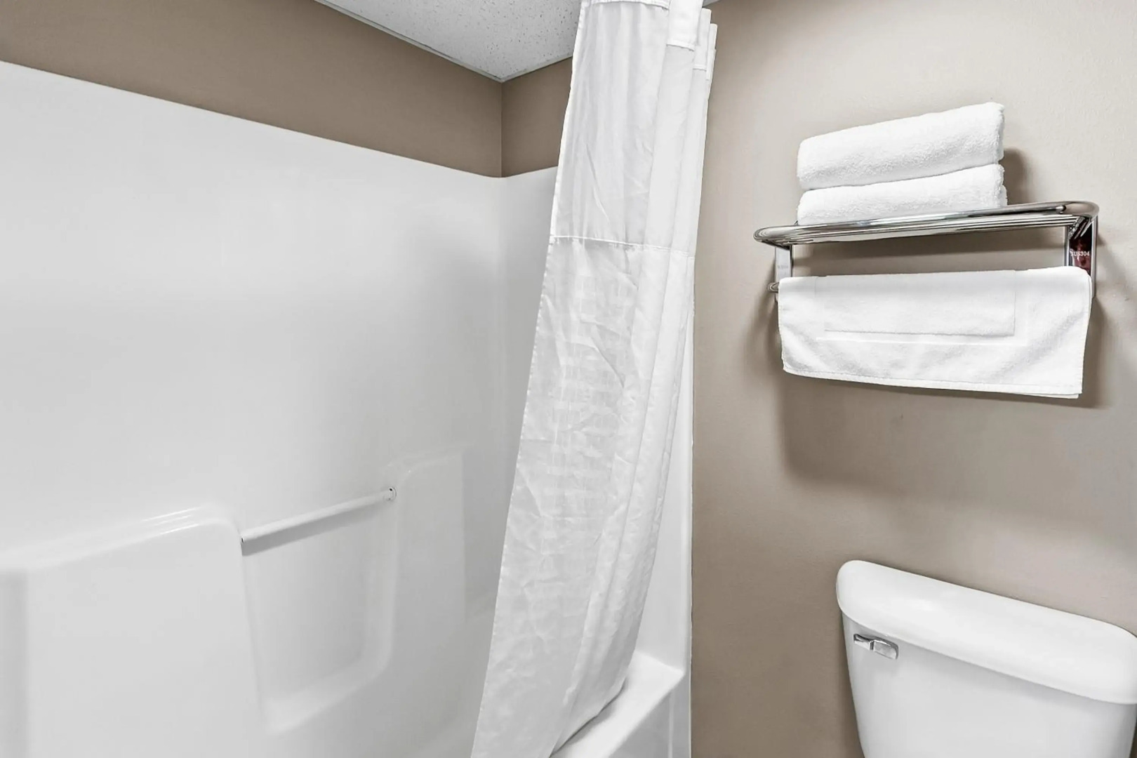 Super 8 by Wyndham Marston