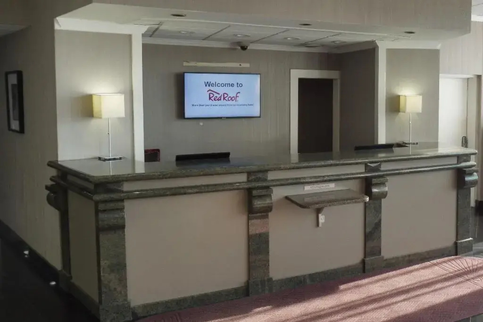 Red Roof PLUS+ Newark Liberty Airport - Carteret