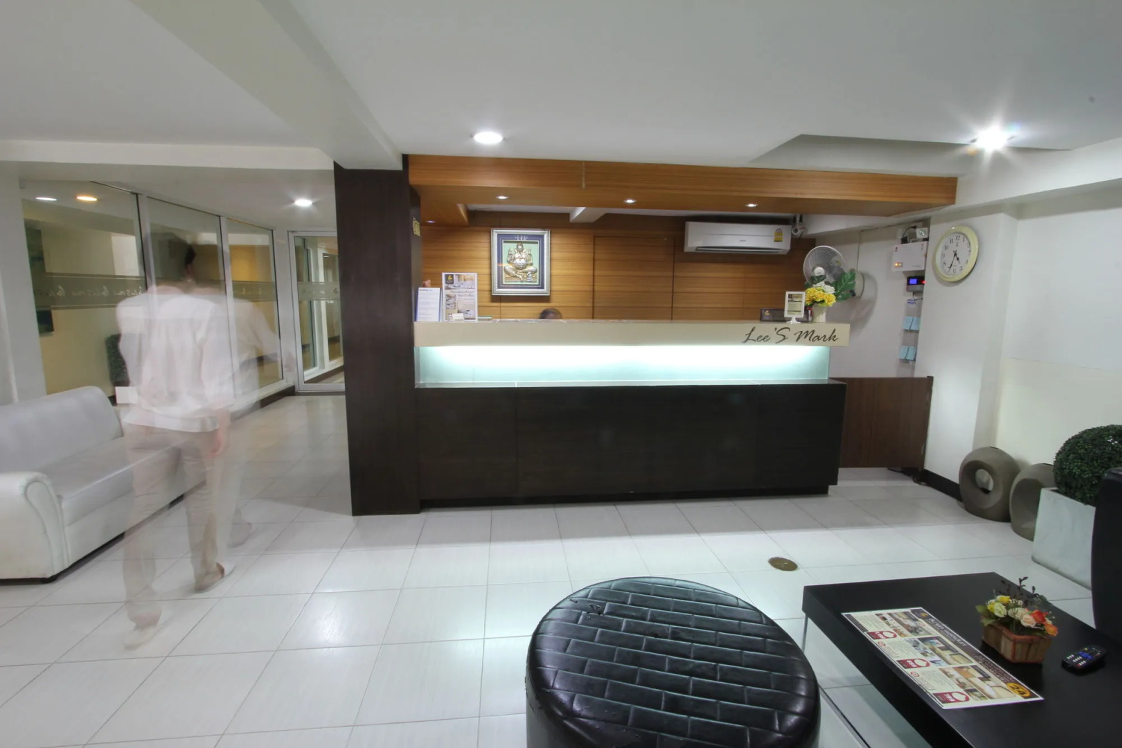 Lee's Mark Residence