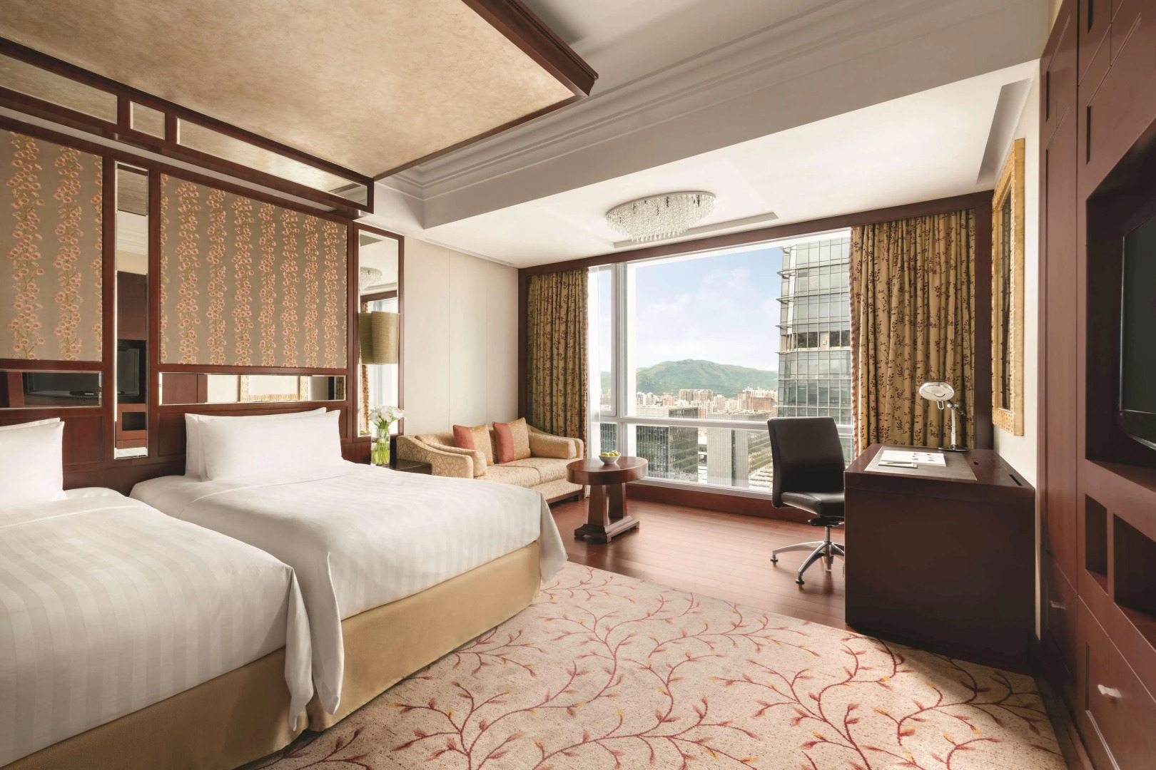 Отель Futian Shangri-La Shenzhen