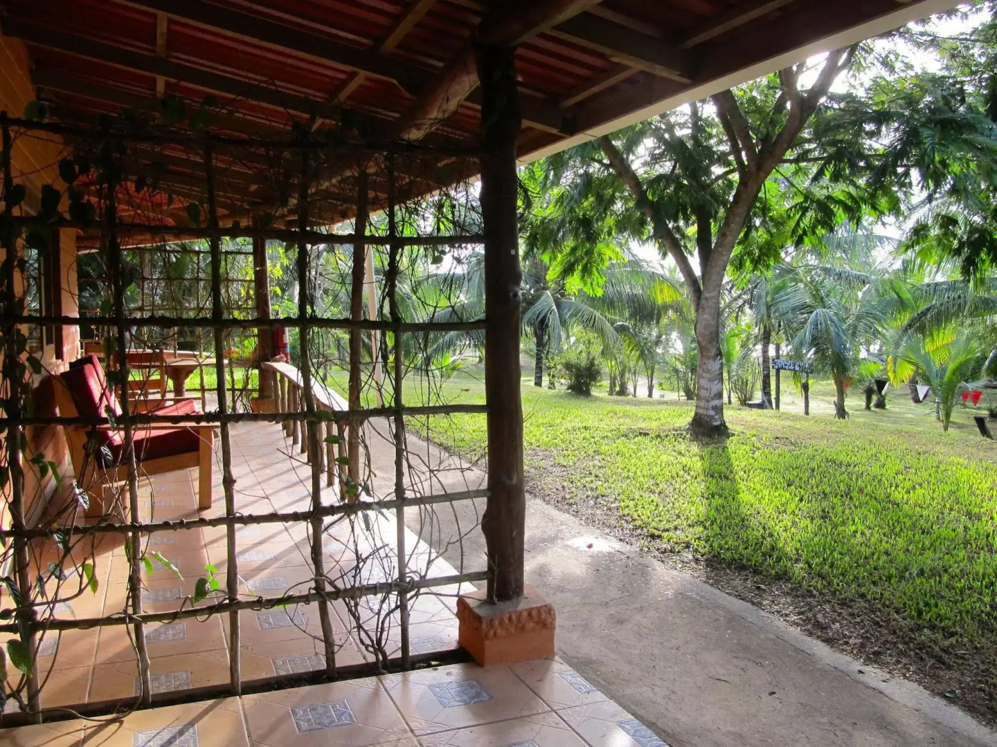 Popa Paradise Beach Resort