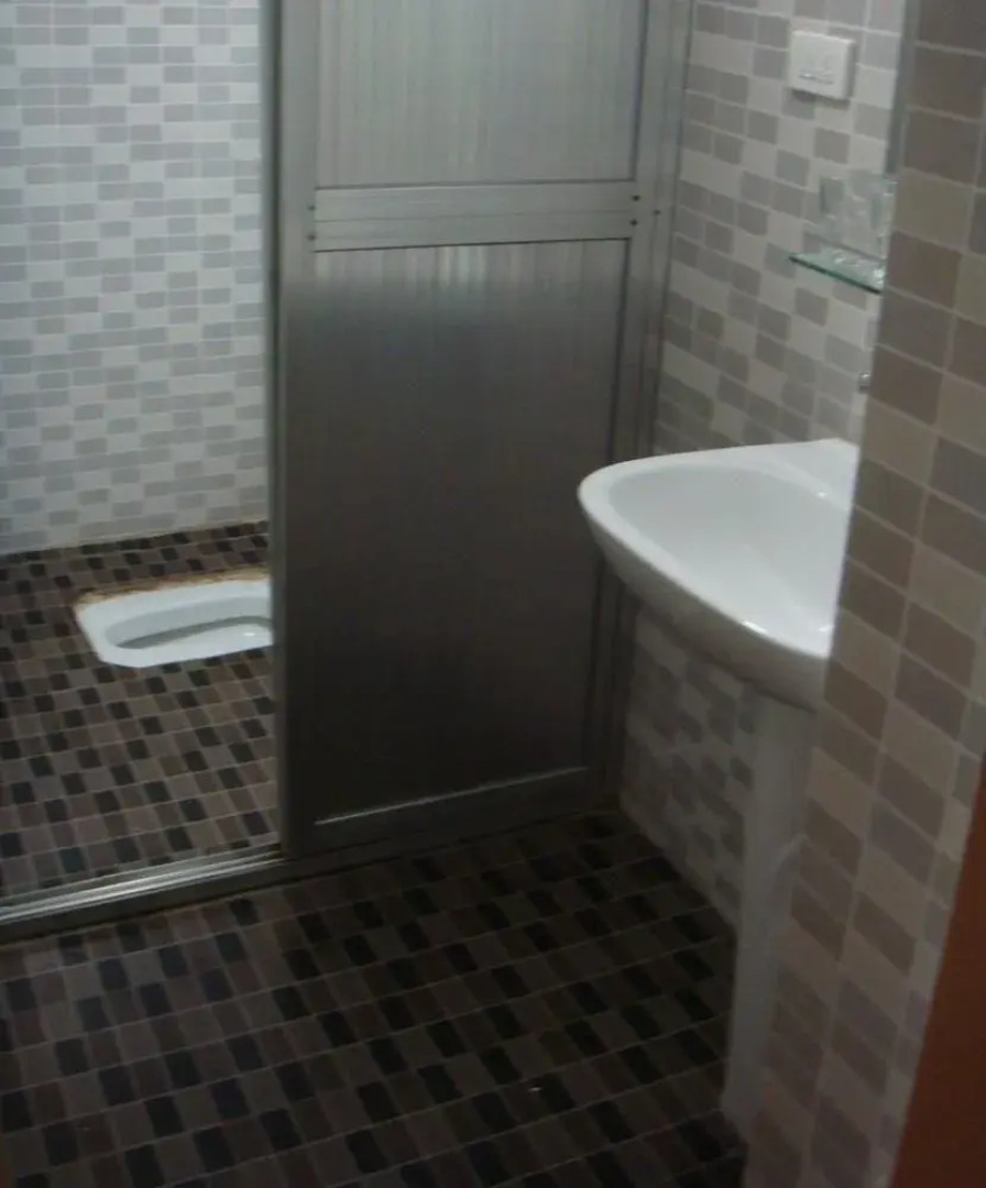 Guilin Li Show Short Rent Apartment