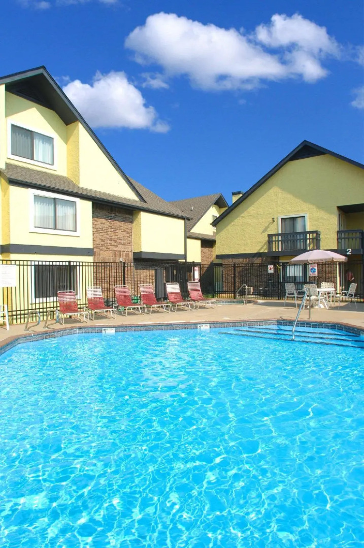 Sterling Hotel and Suites