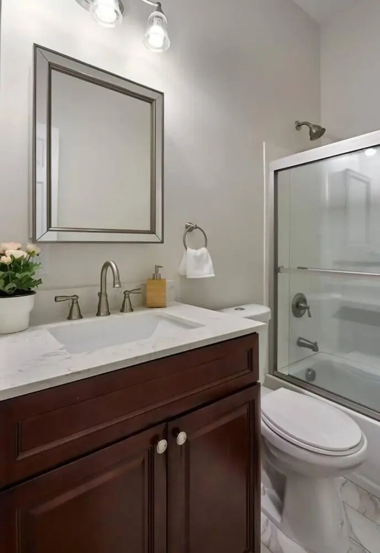 Gorgeous Duplex With Parking by JSQ