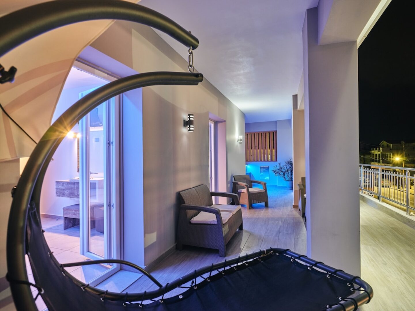 Savvas Luxury Suites