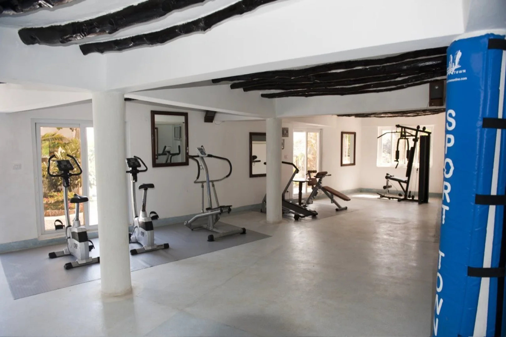 Jacaranda Beach Resort