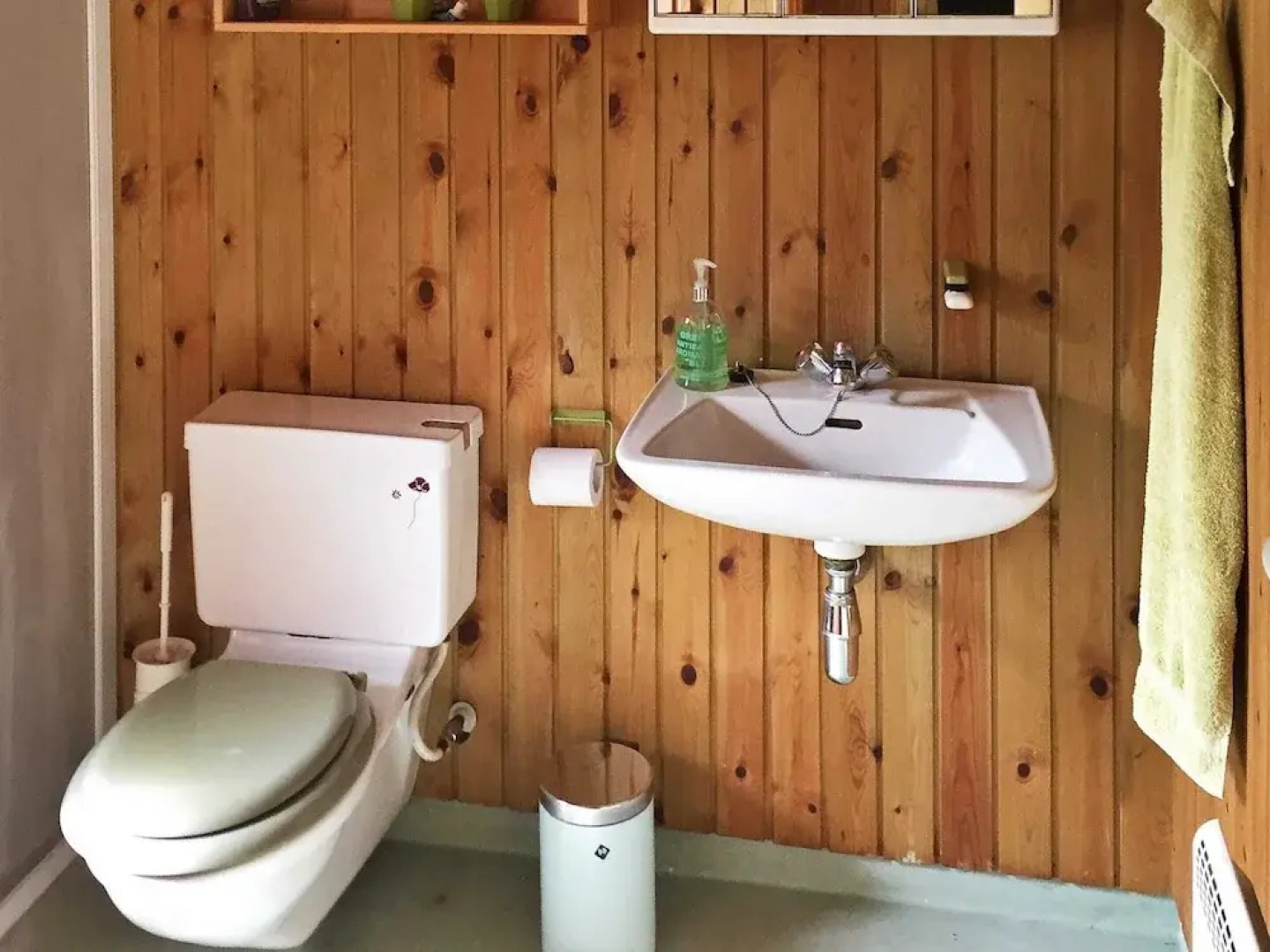 Cozy Holiday Home in Bornholm near Sea