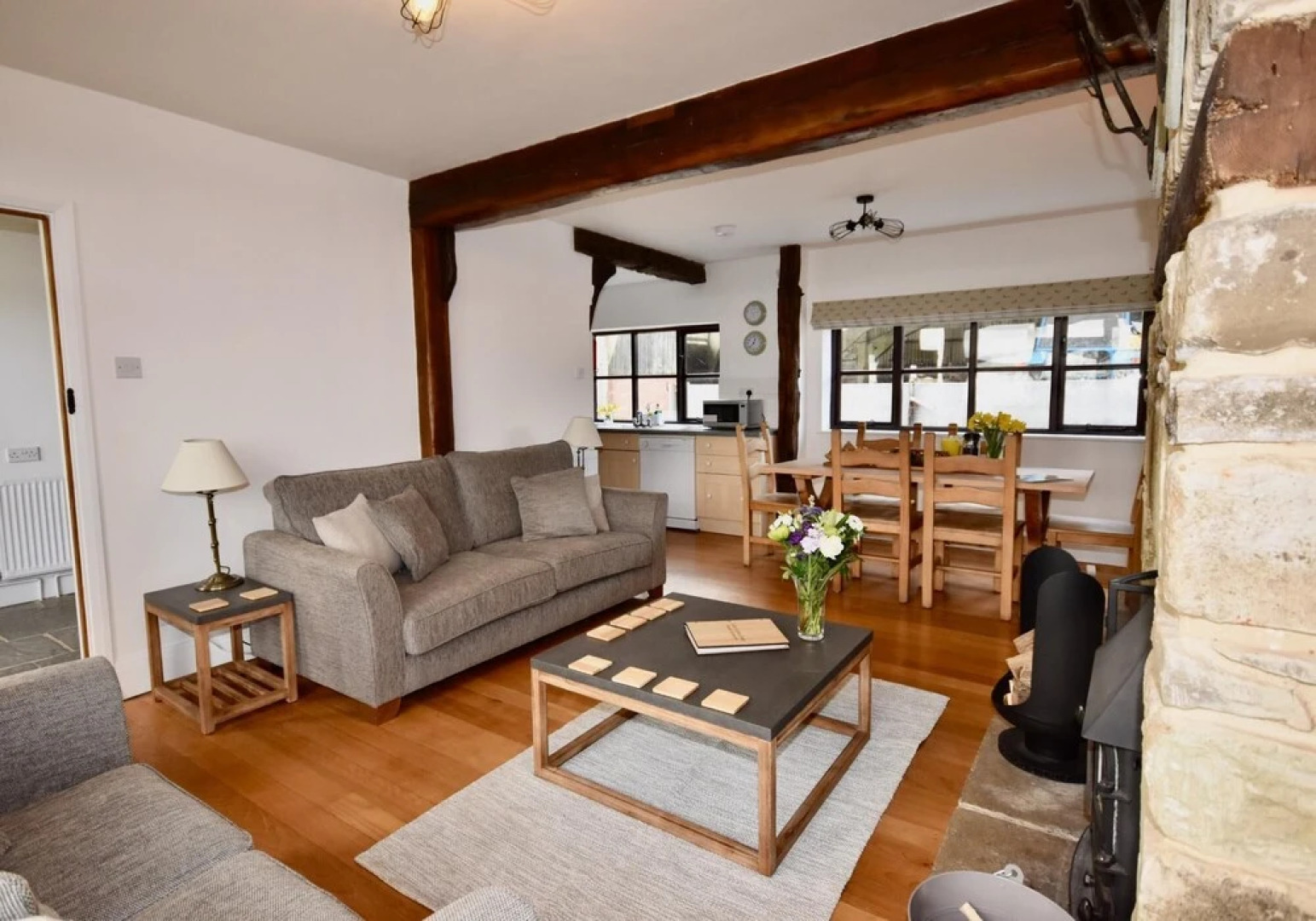 Tithe is a Stunning Barn Conversion Close to Ryde Sleeps 6