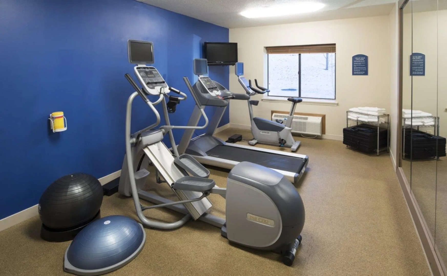 Holiday Inn Express & Suites East Greenbush (Albany-Skyline) by IHG