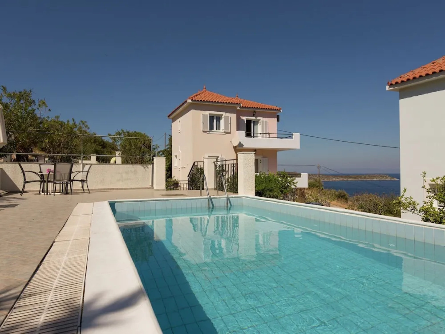 Beautiful Villa in Agia Paraskevi Samos with Swimming Pool