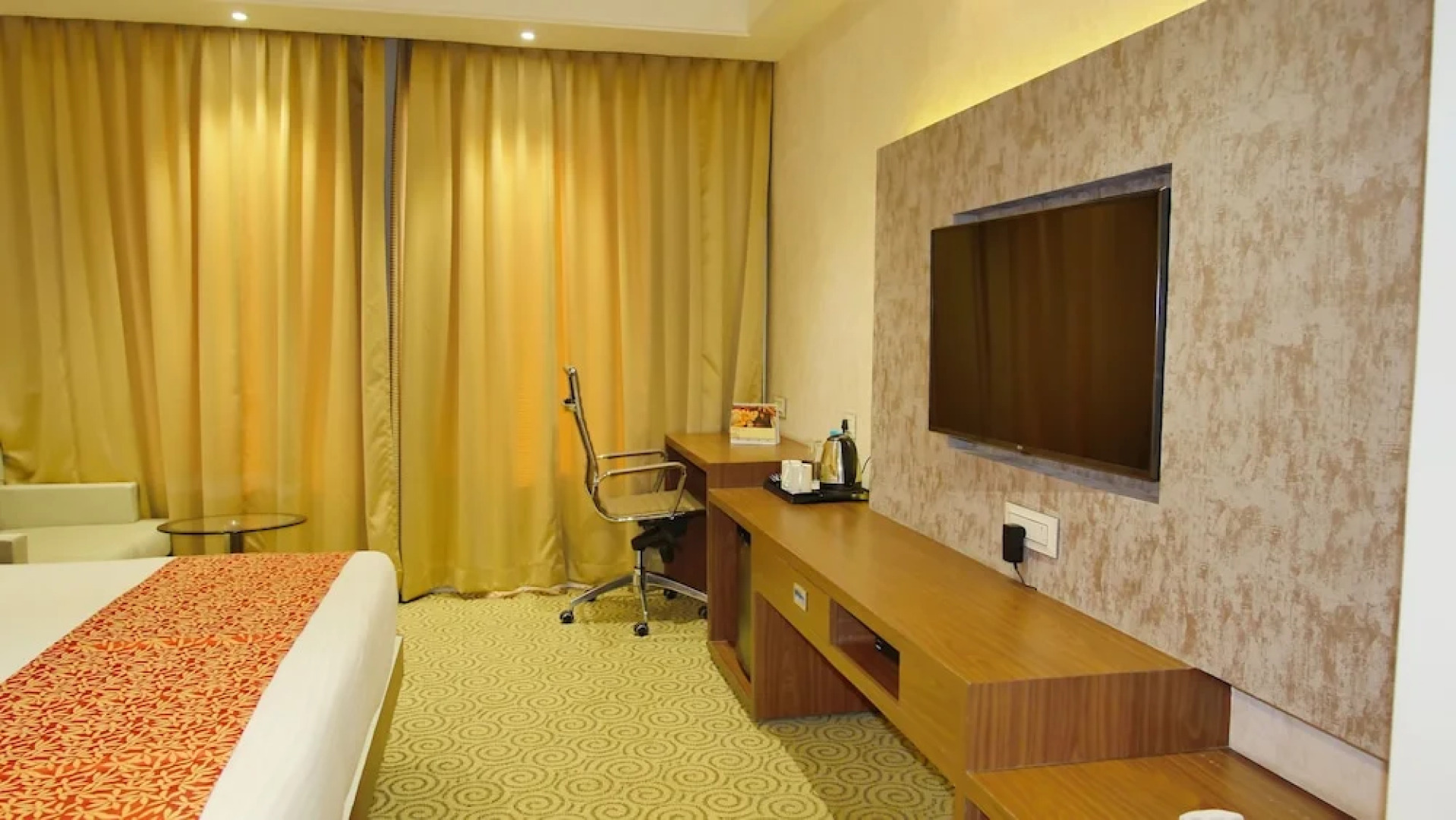 OYO 2533 Hotel Pride