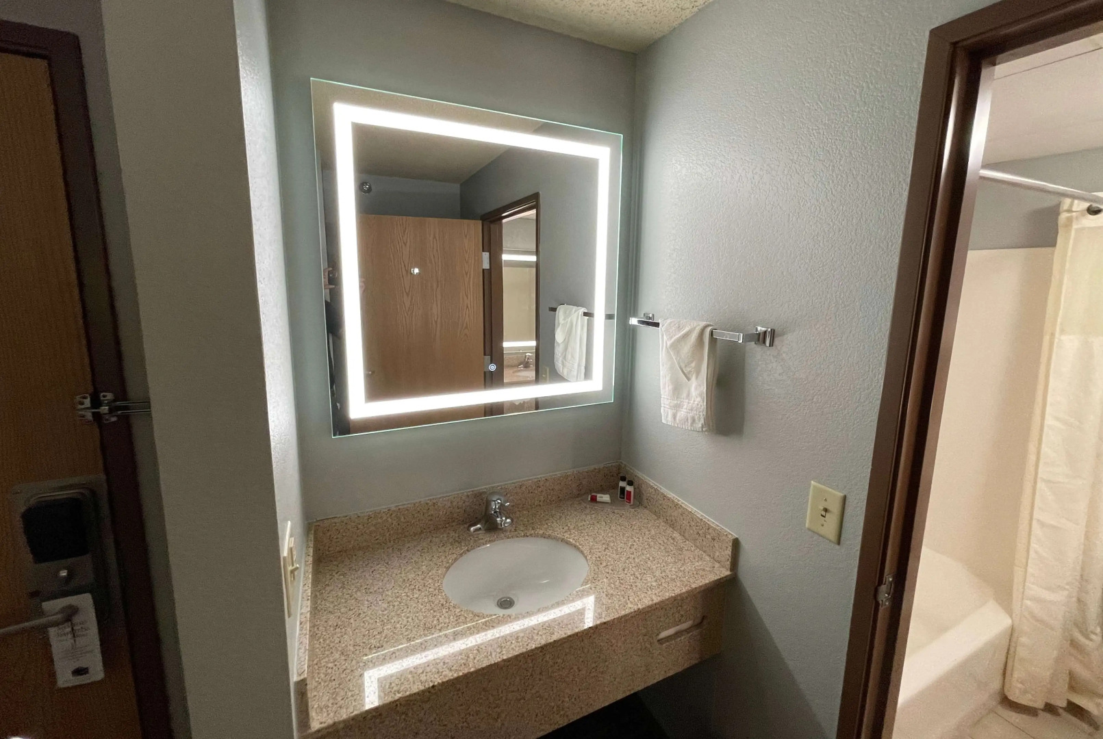 AmericInn by Wyndham Sayre