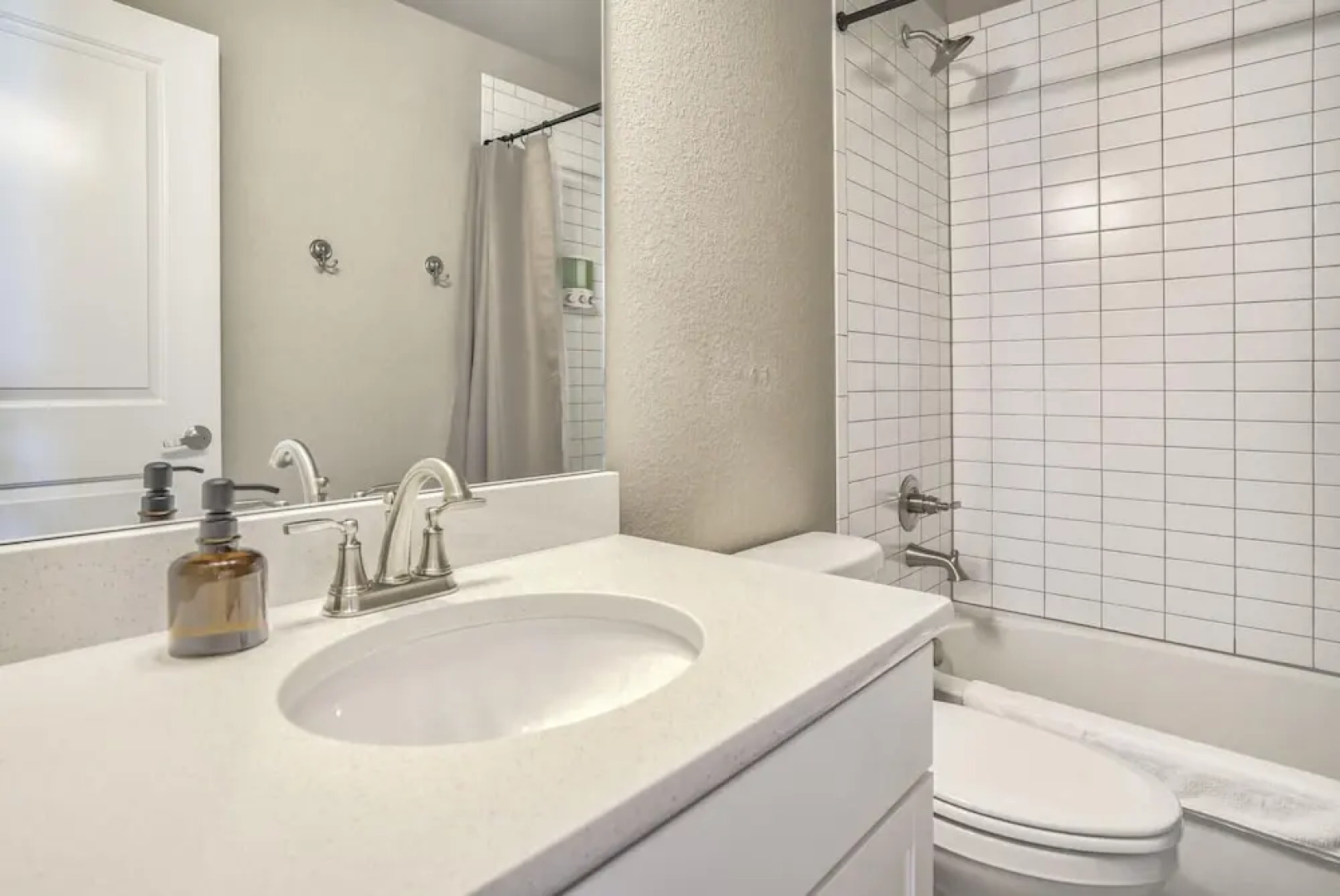 3BD Modern Home Close to Usafa