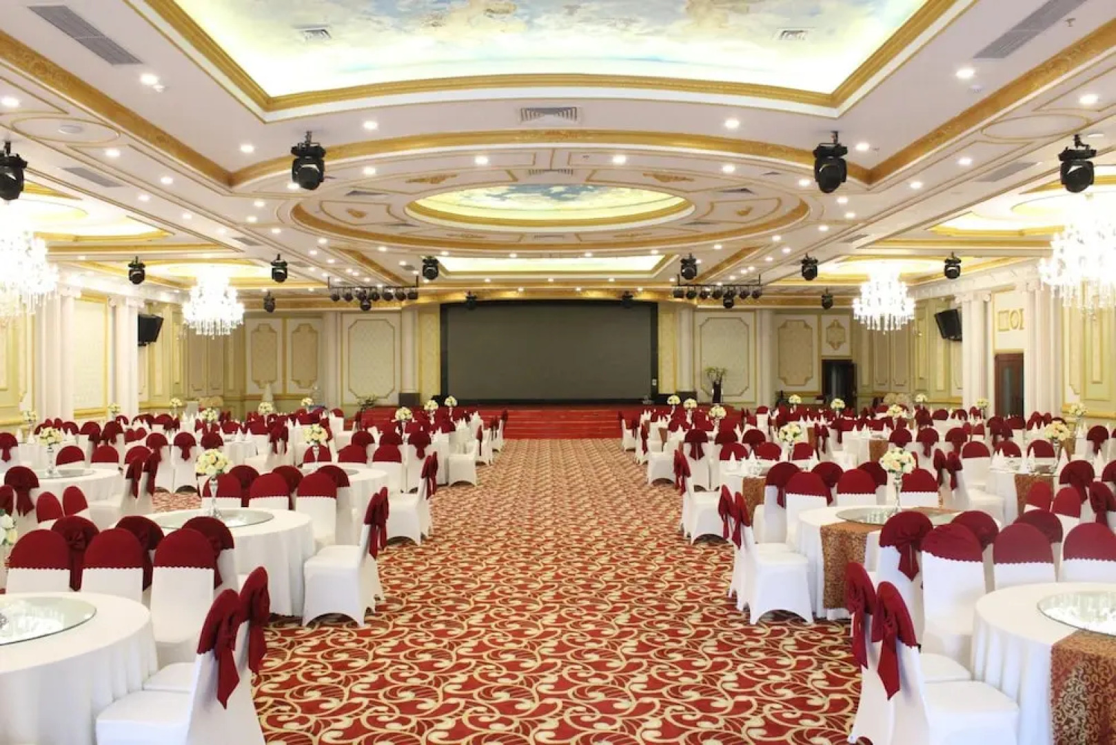 Hai Yen Luxury Hotel