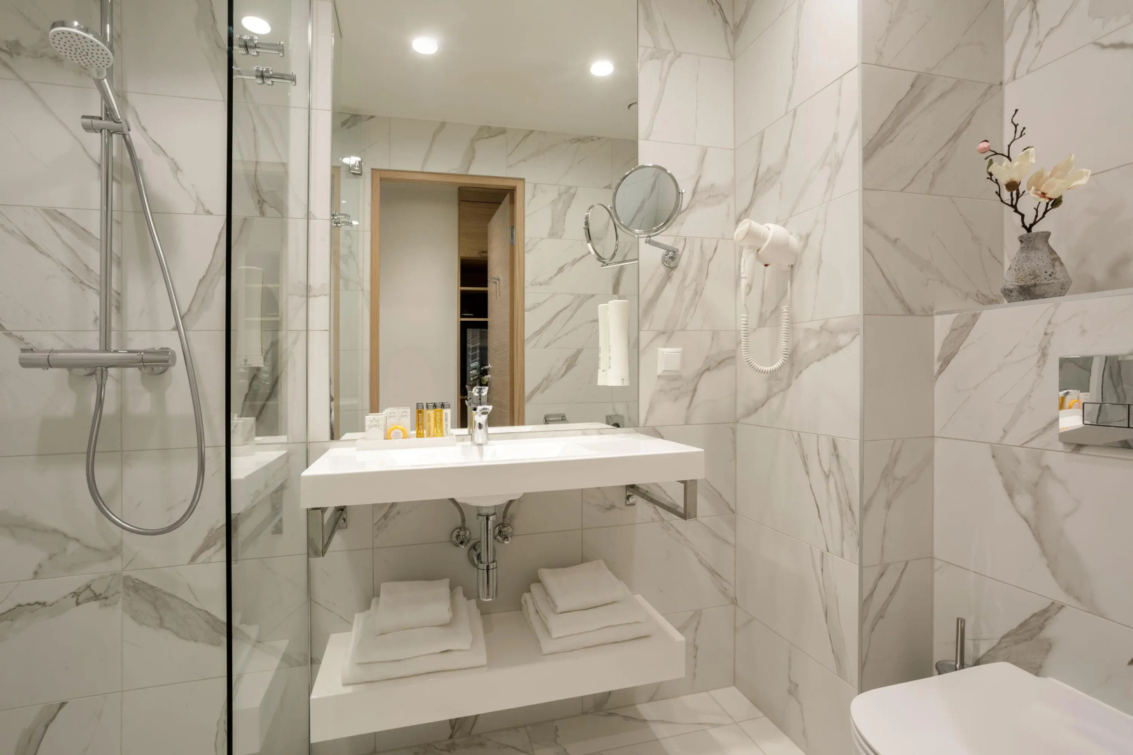 Отель Centennial Nexus Tallinn