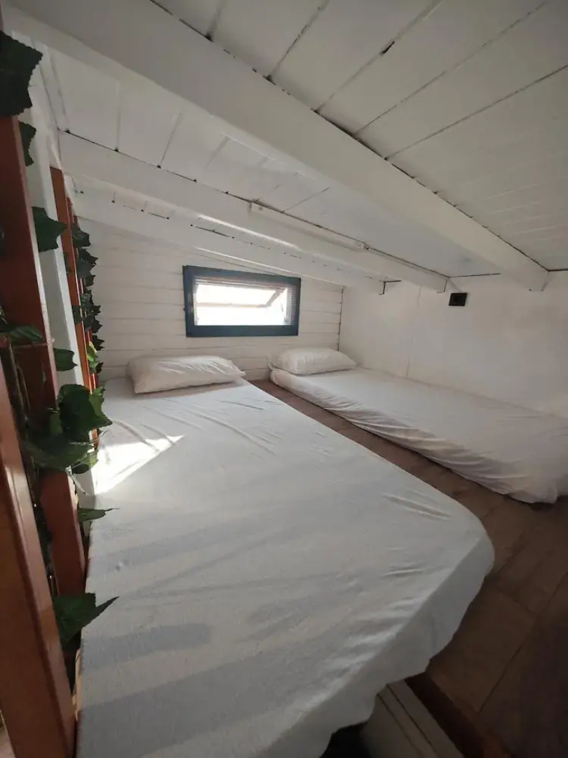 Ti̇ny Mi̇ni̇ House