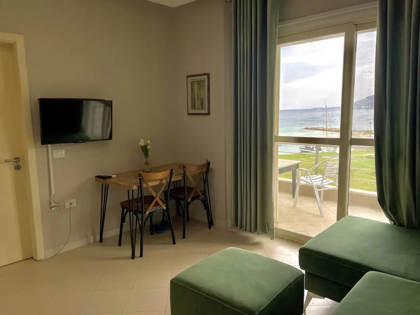 Belle Vue Apartments