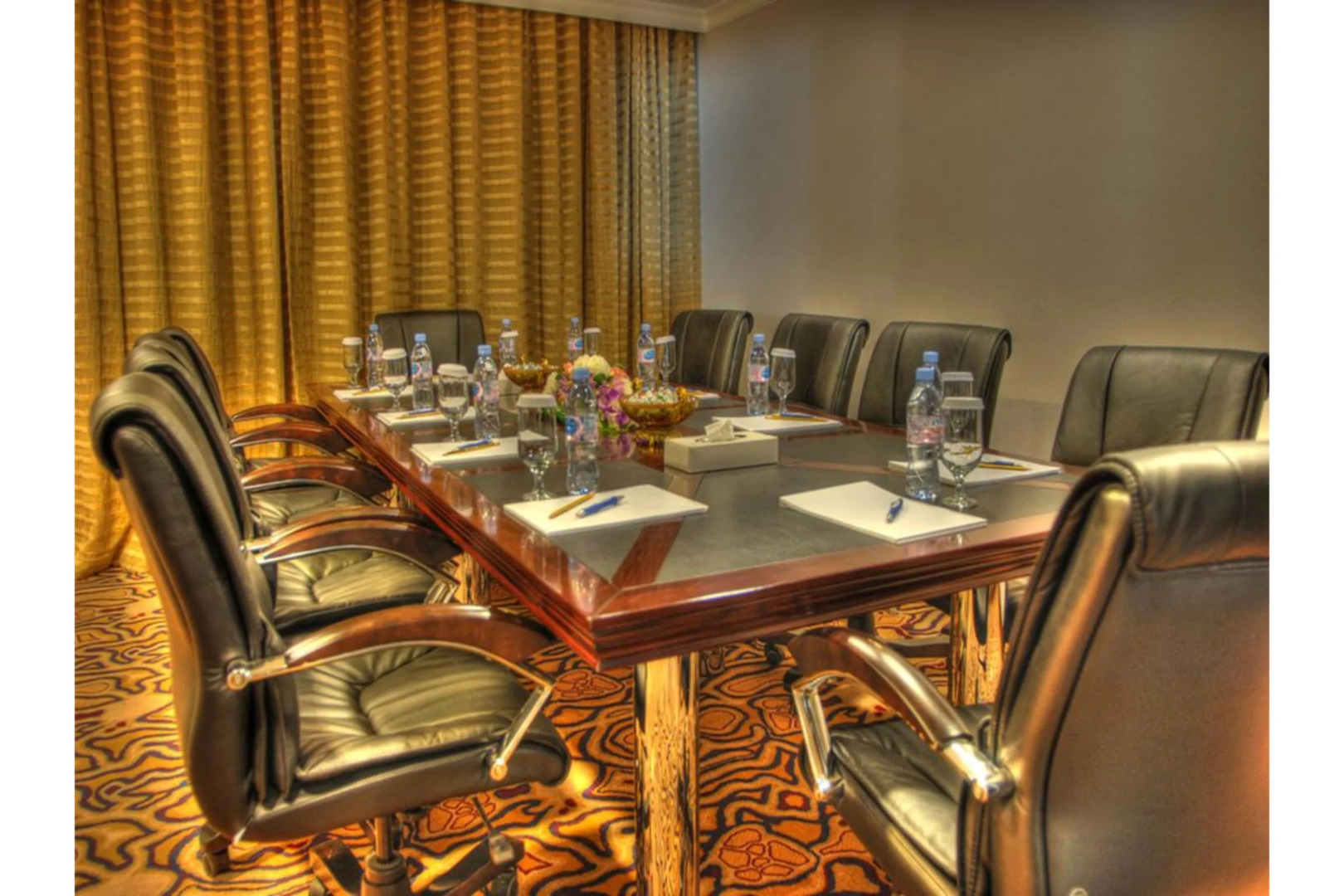 Sharjah Palace Hotel