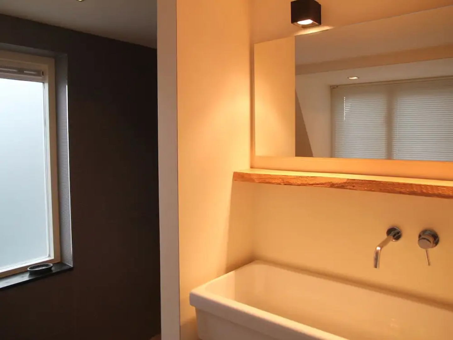 Luxury Holiday Home in Heiloo with Terrace And Garden