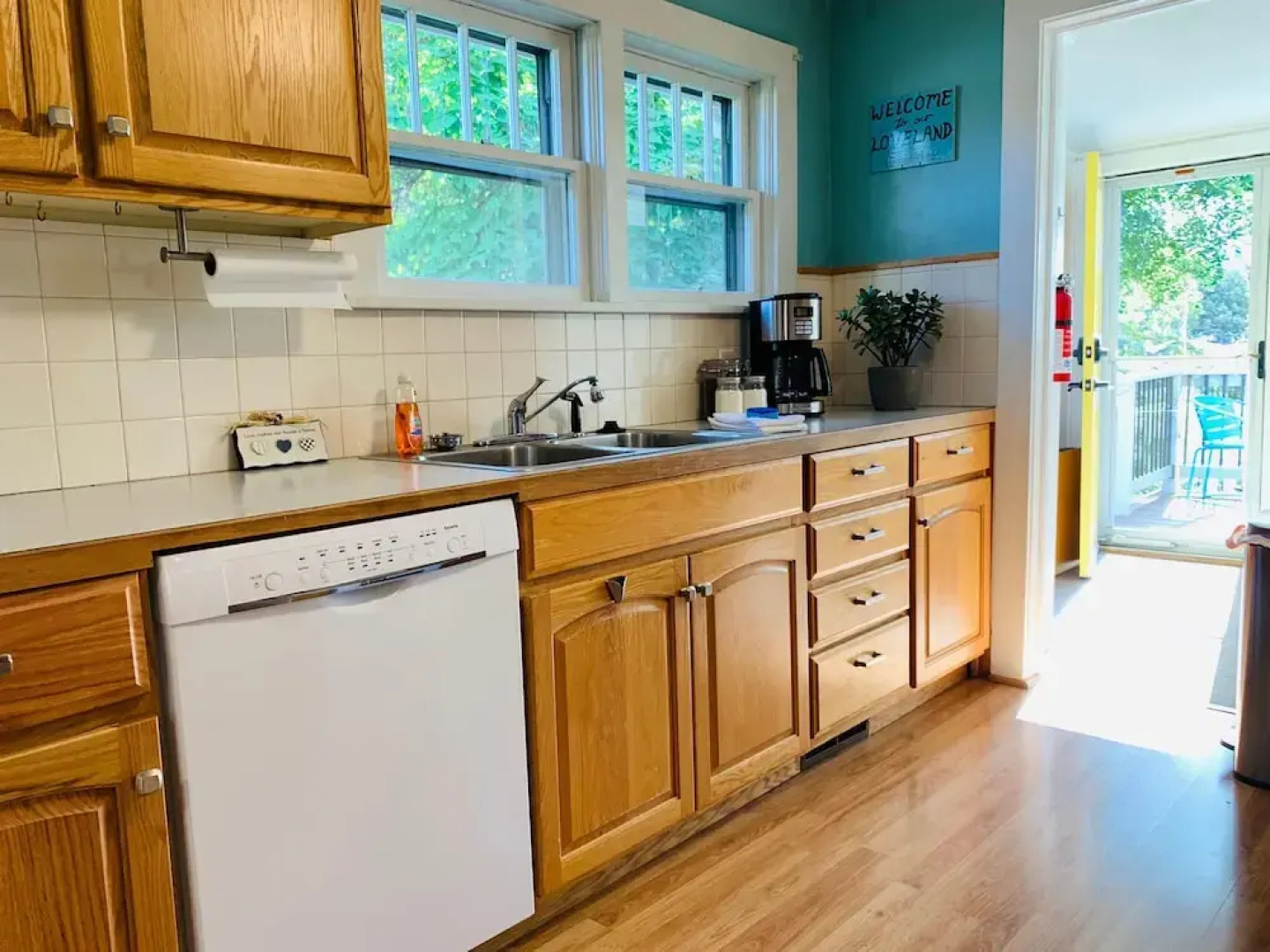 Cozy Bungalow in Downtown Loveland w/Free Bikes!