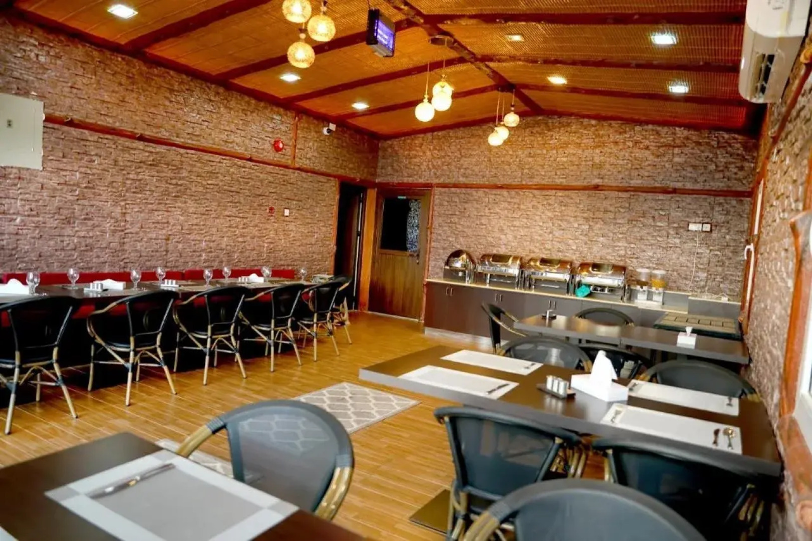 Jabal Al Akhdar Grand Hotel