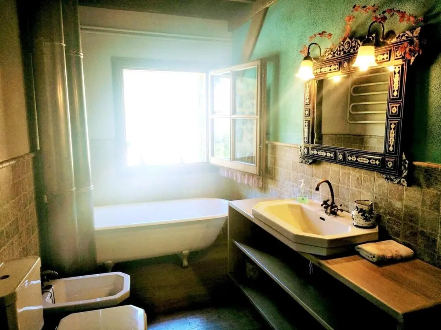 House With 6 Bedrooms in Beget, With Wonderful Lake View, Furnished Garden and Wifi - 40 km From the Slopes