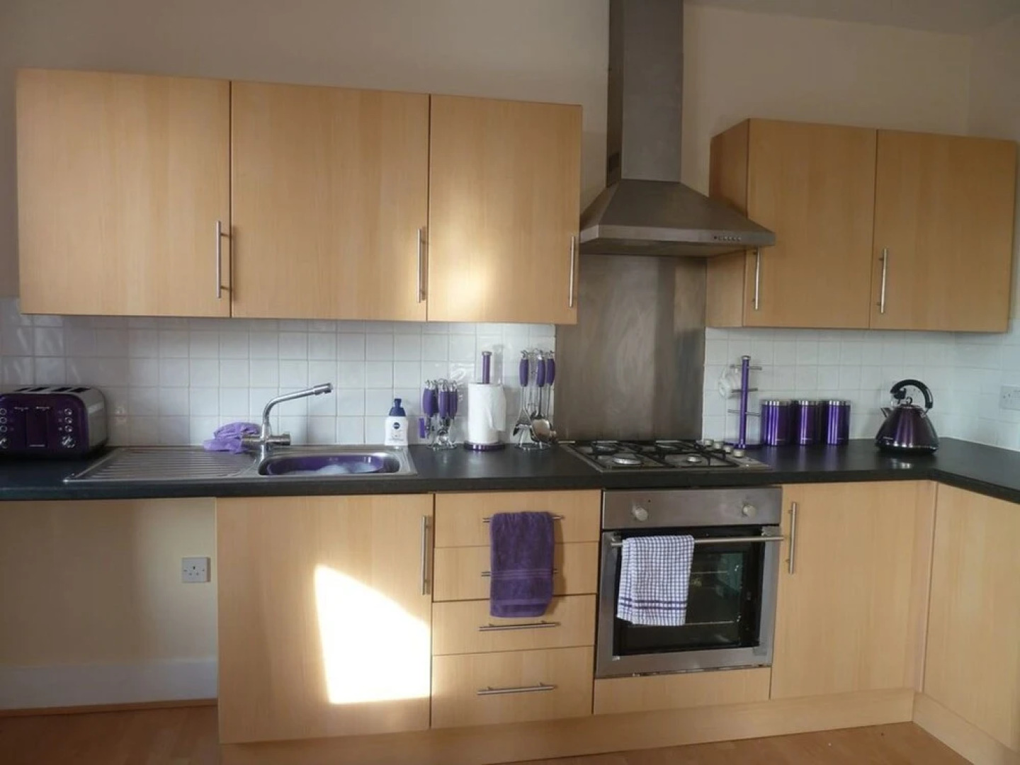 Top Floor Flat with Sea View