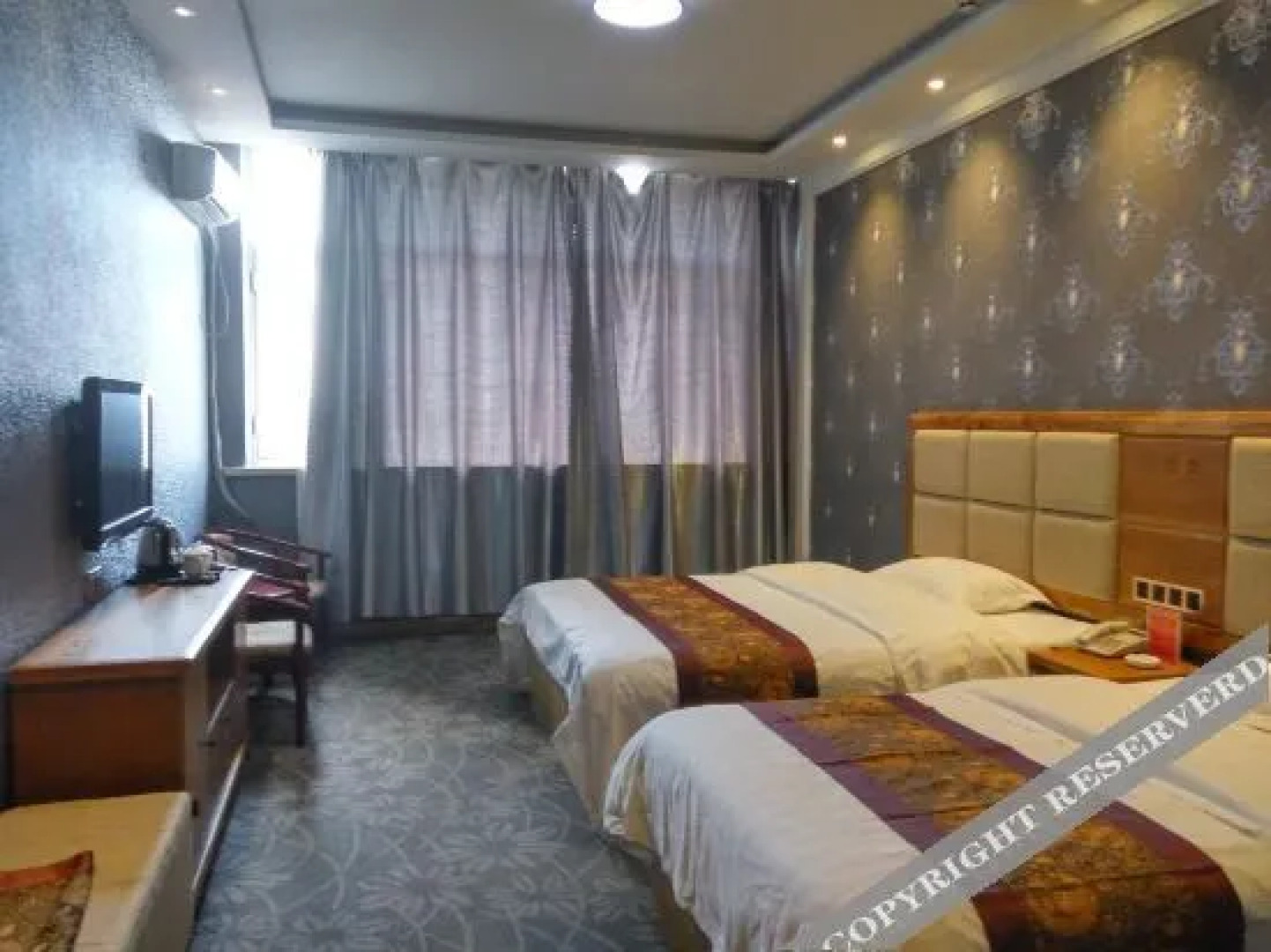 Suiling Hanlongtang Business Hotel