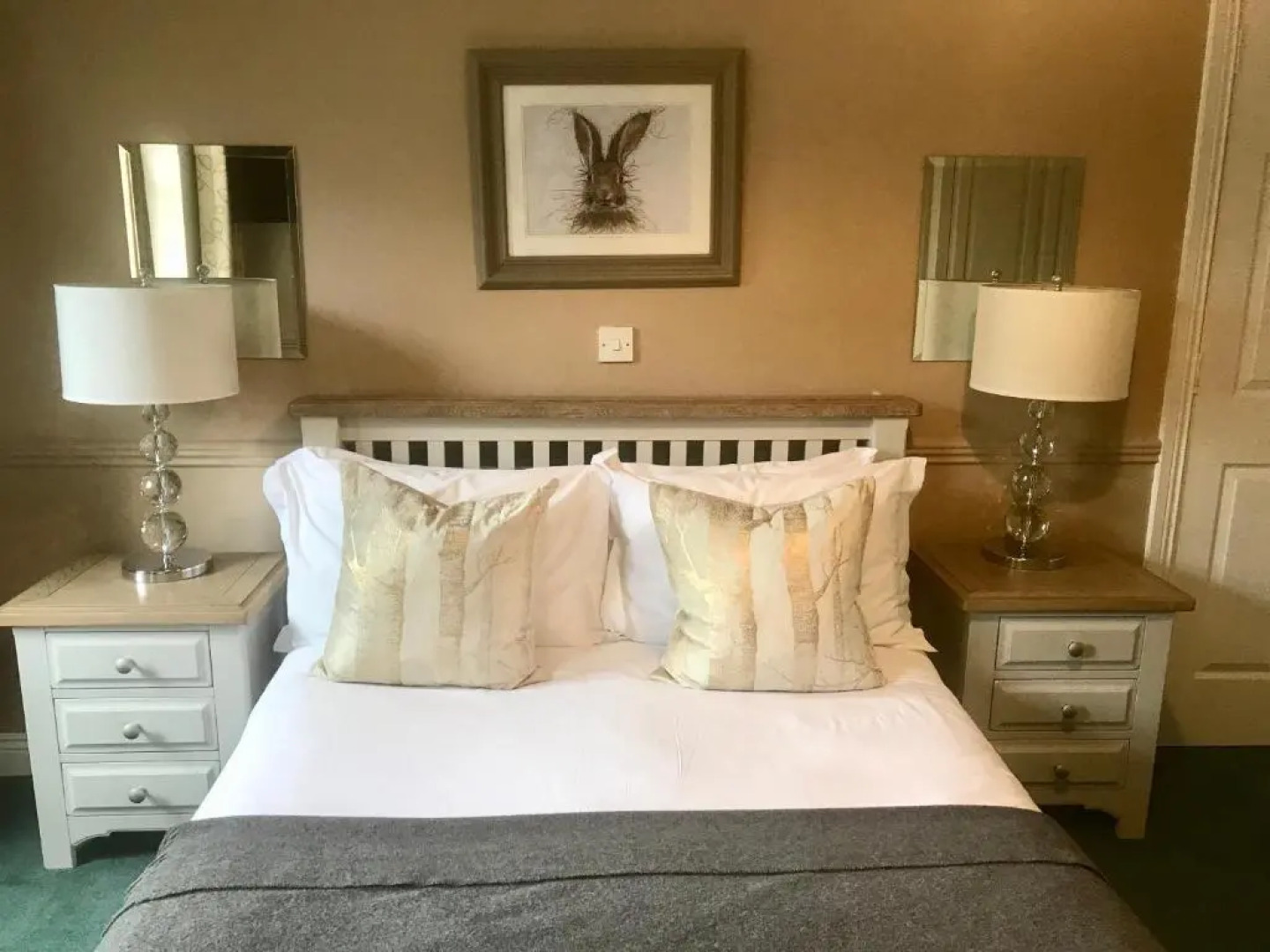 The Lantern Townhouse