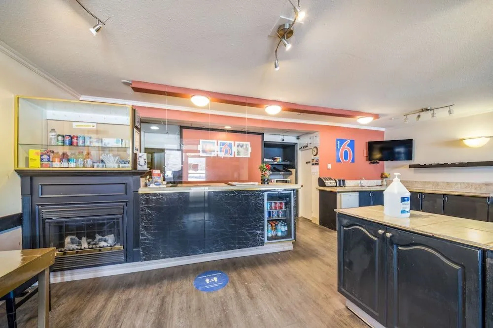 Revelstoke Gateway Inn