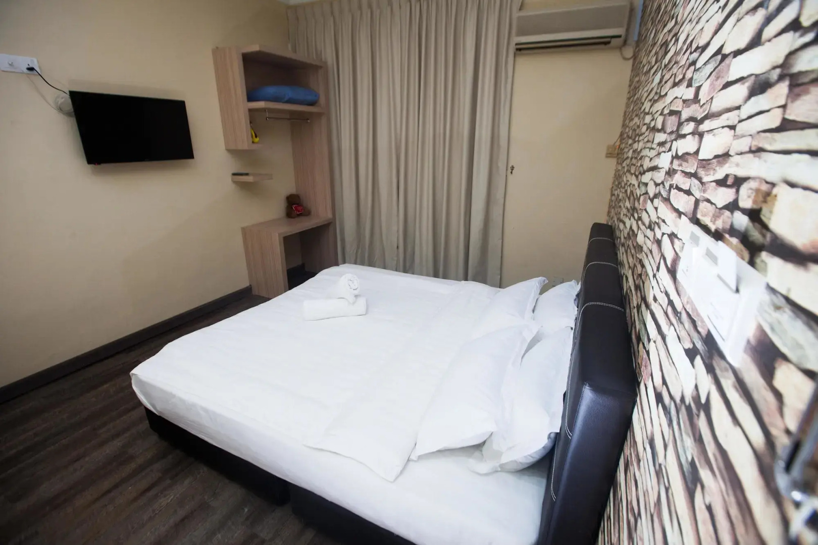 Luco Apartments Viva City Megamall