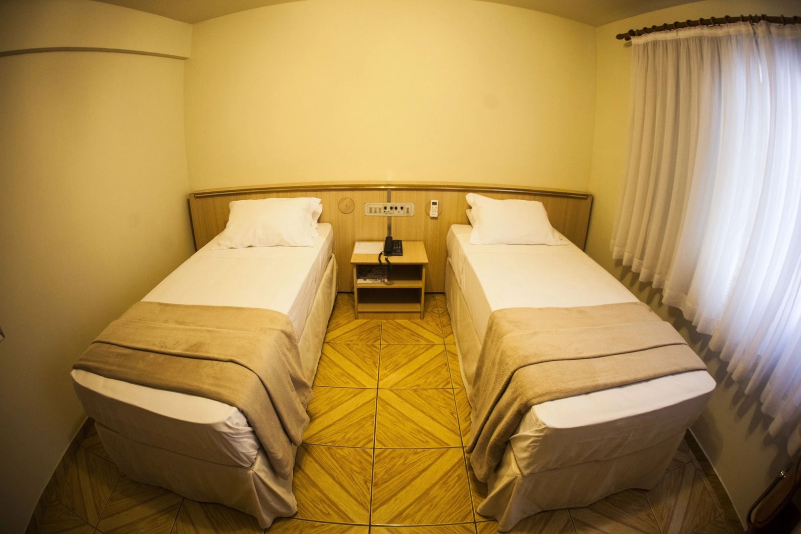 Harbor Self Cidade Verde