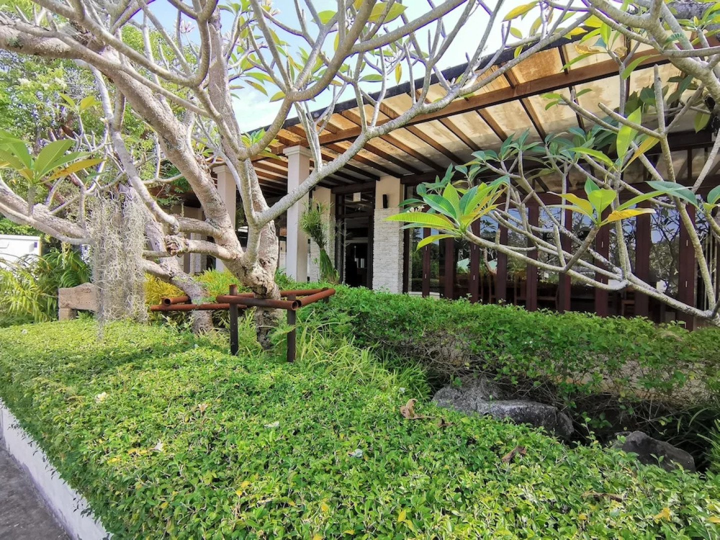 Tachawan Resort & Restaurant