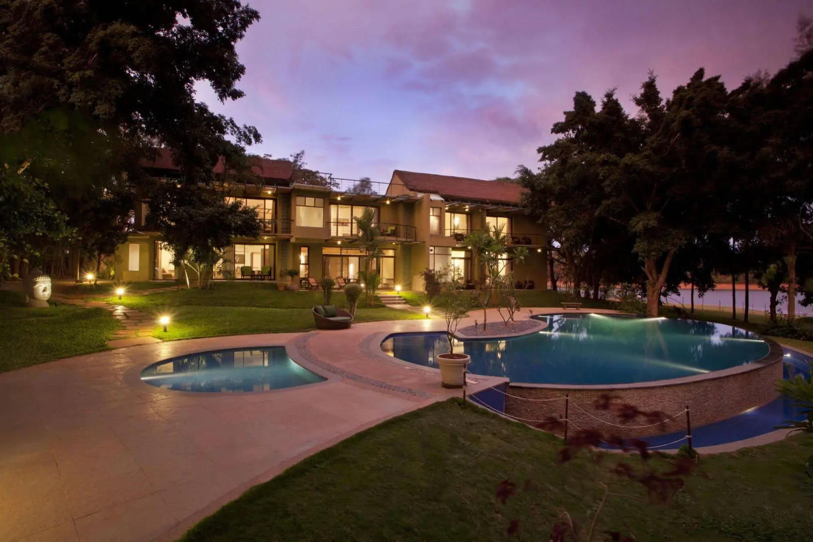 Waterwoods Lodge Kabini