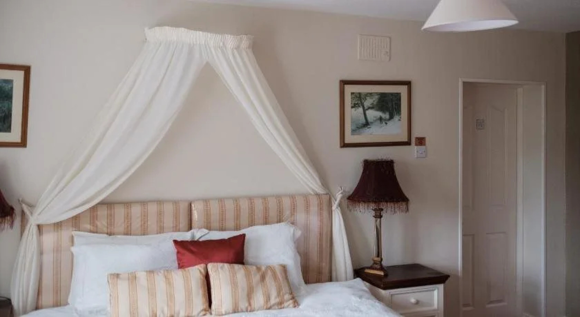 Newlands Country House