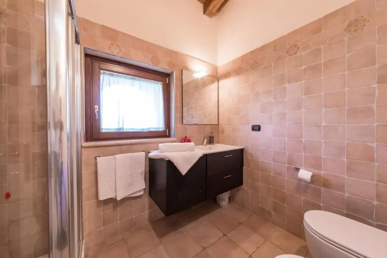 Casale Rosy 6 2 in Offida