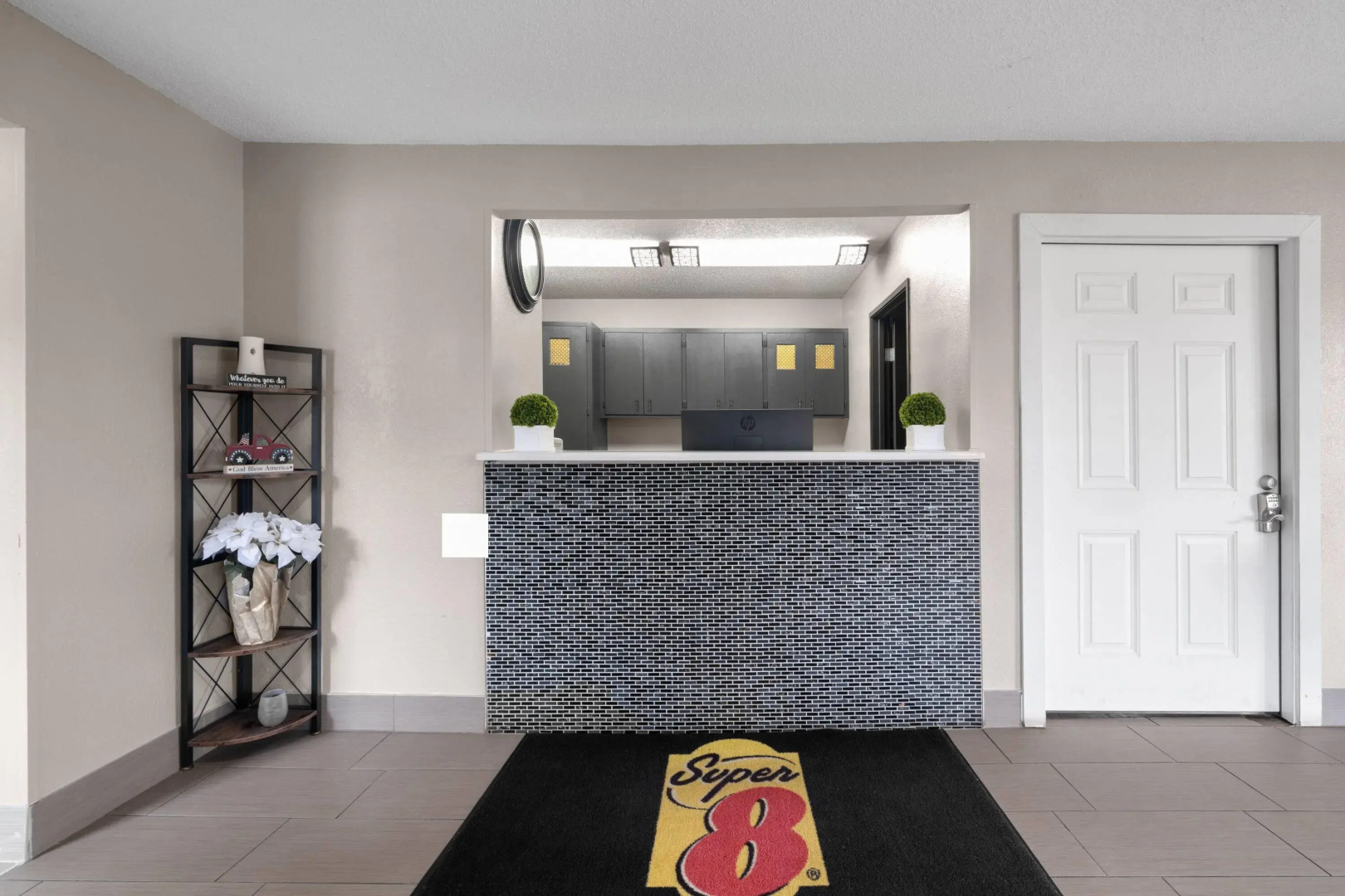 Super 8 By Wyndham Farmville