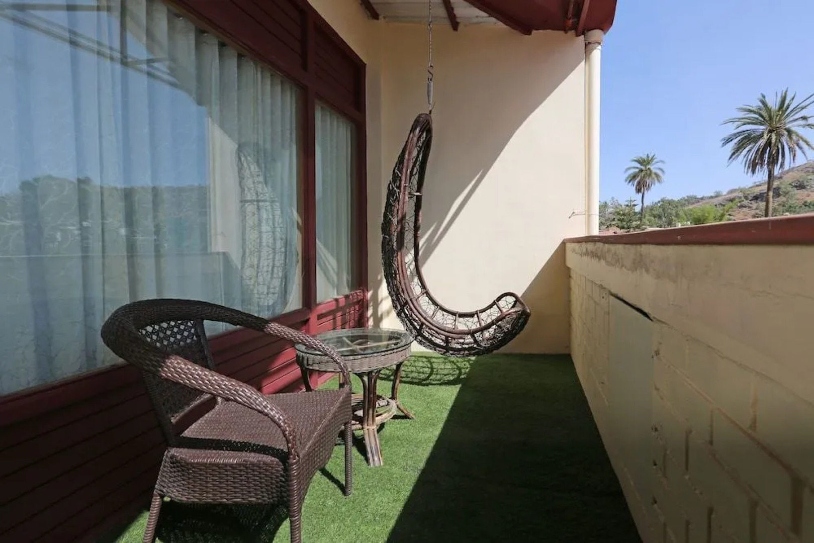 OYO 8600 Hotel Deepali Executive