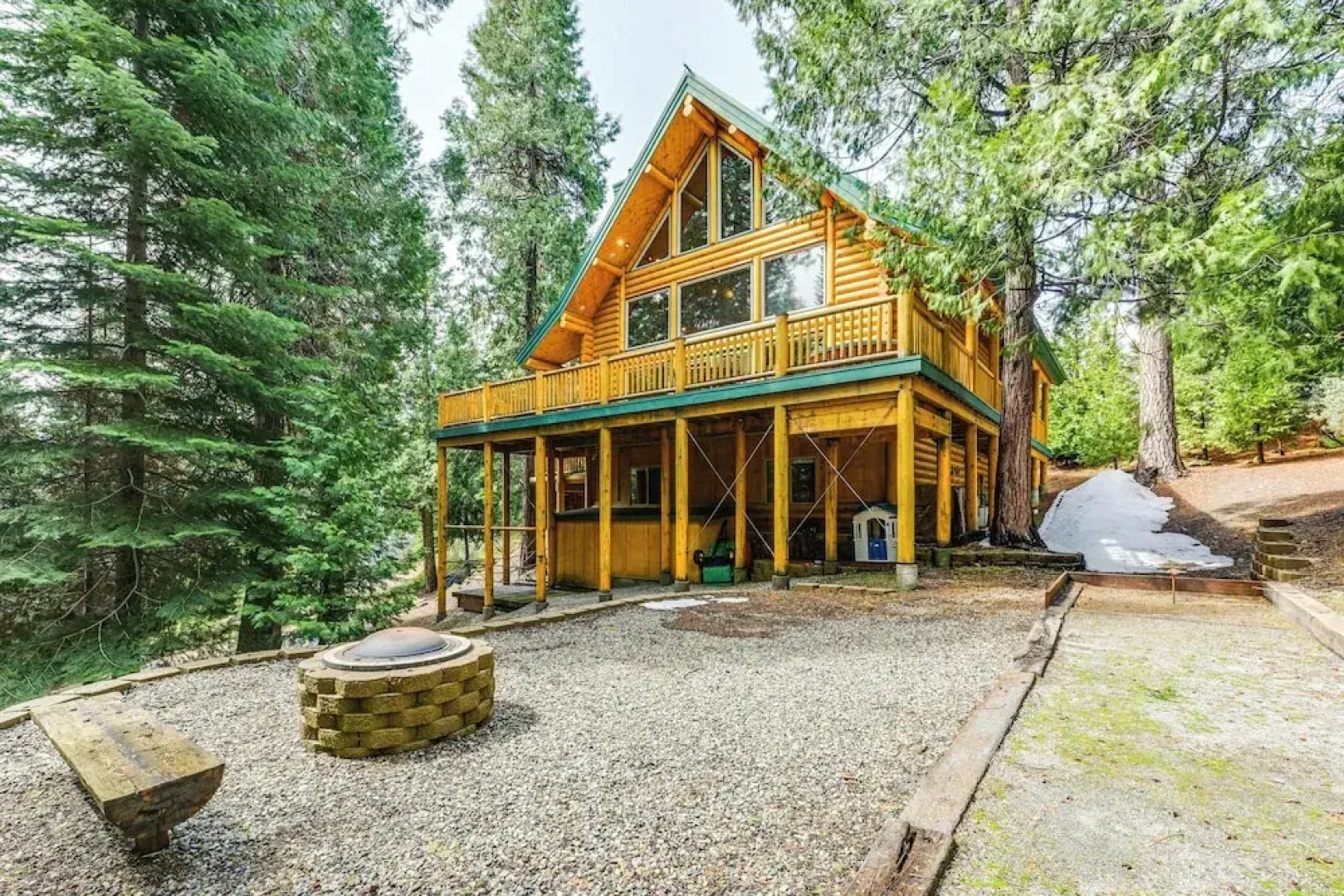 Mountain Cabin w/ Hot Tub: 4 Mi to Shaver Lake!