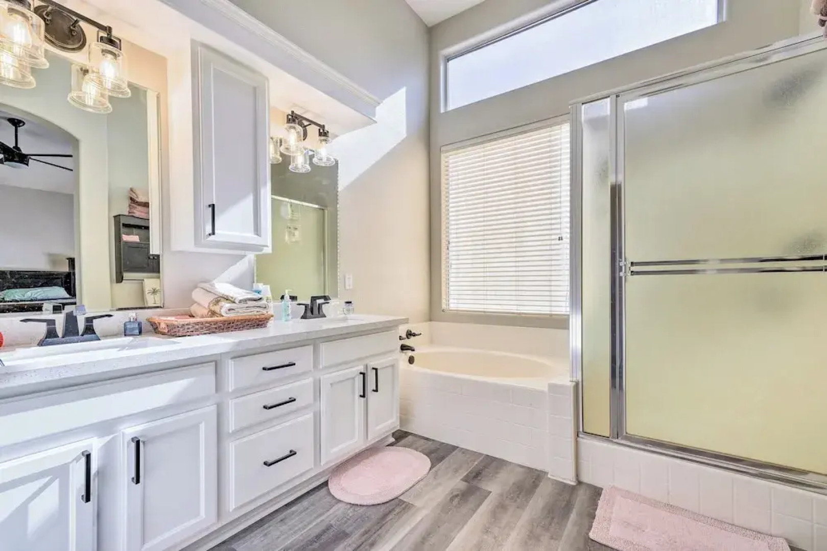 4 Mi to Peoria Sports Complex: Family Home w/ Pool