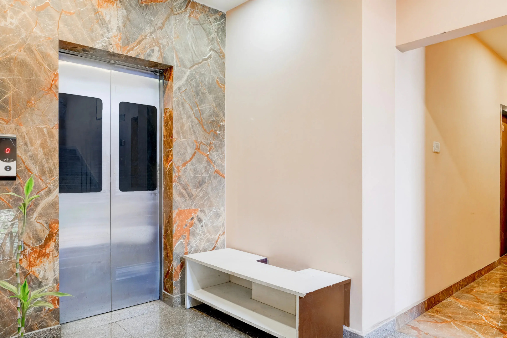 OYO Premium Beltola Tiniali