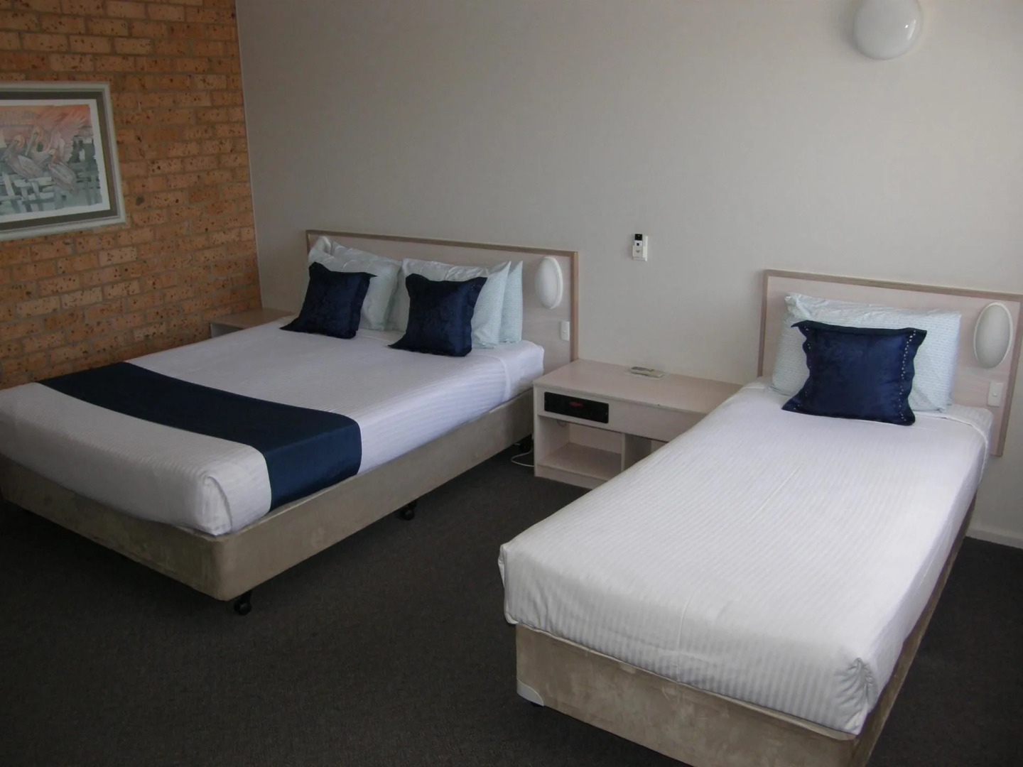 Blue Diamond Motor Inn