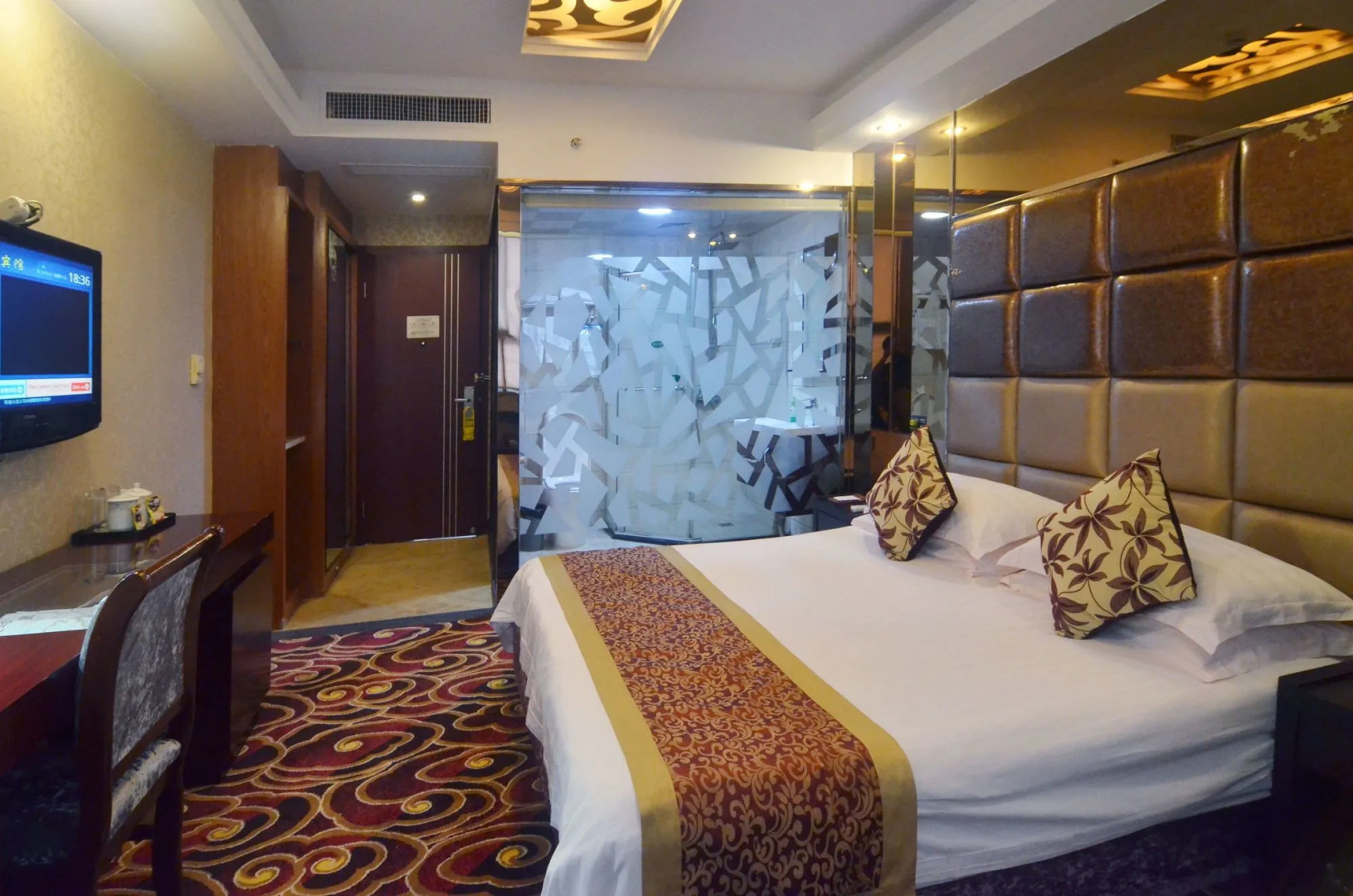 Yiwu Yuejia Business Hotel