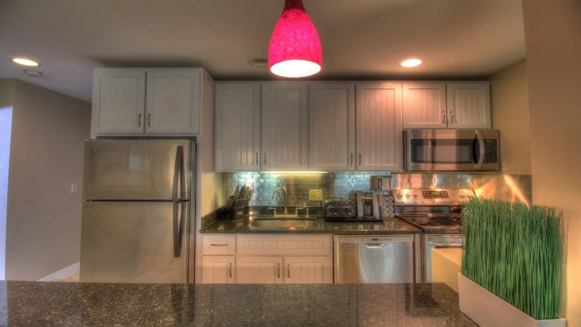 Killington Center Suite:  Perfect for families!  Sleeps 10 in 3BR/2BA renovated condo