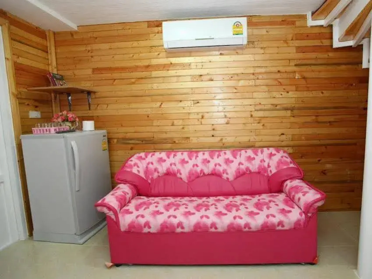 A Houses Homestay