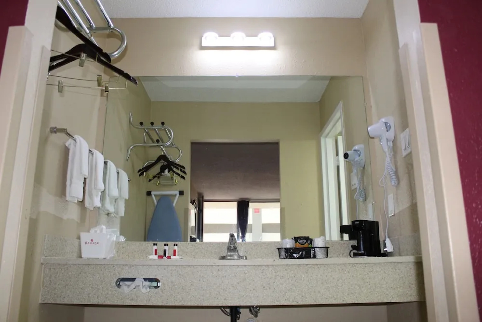 Ramada Perry Near Fairgrounds