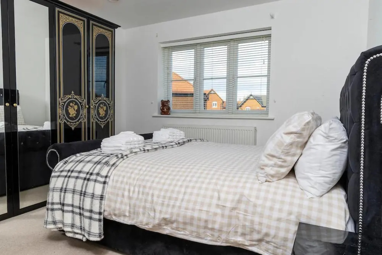 4 Luxurious Executive Villa