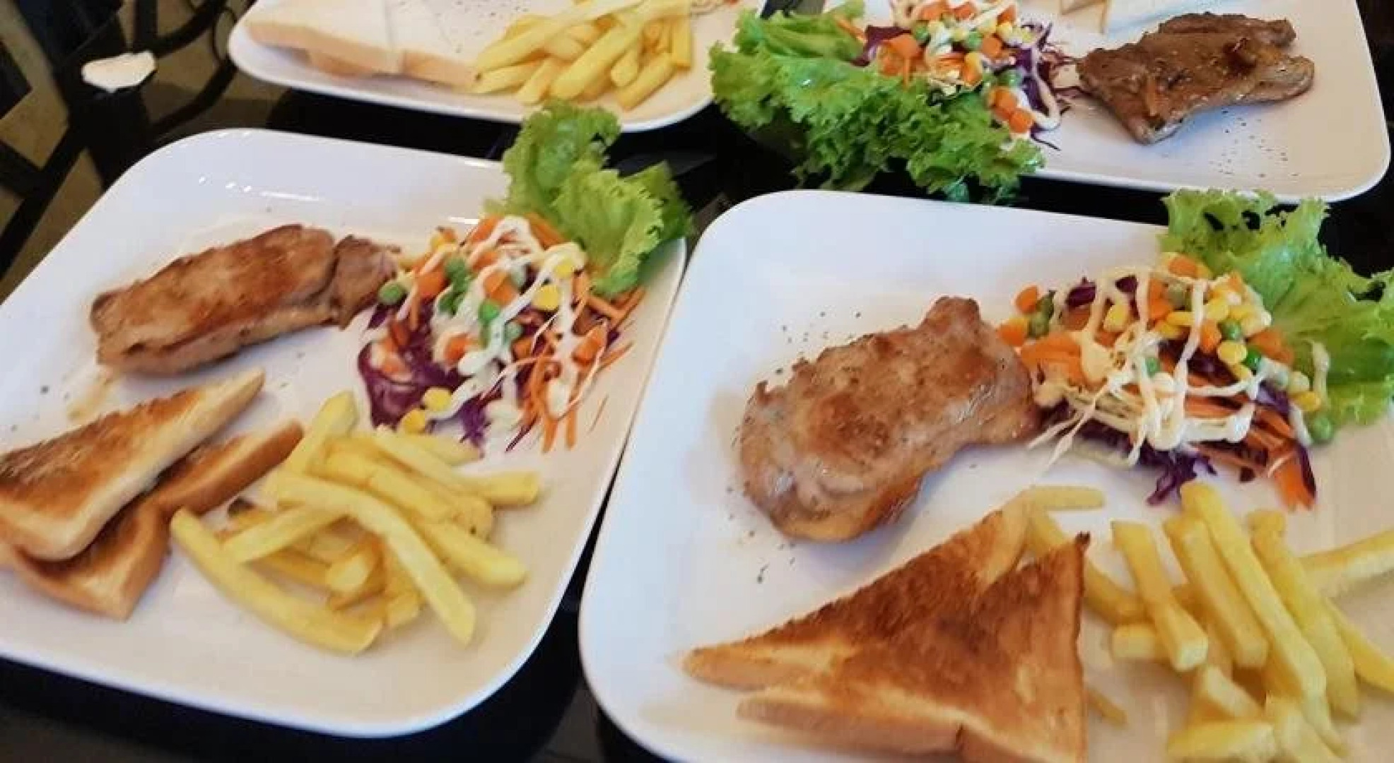 Amaretto Hostel&Amaretto De coffee Home